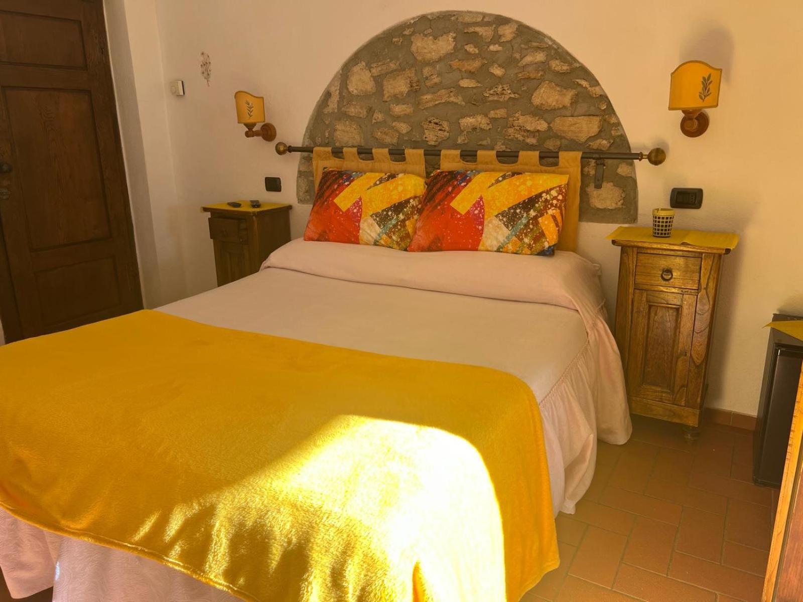 Agriturismo La Castellina Saturnia Buitenkant foto
