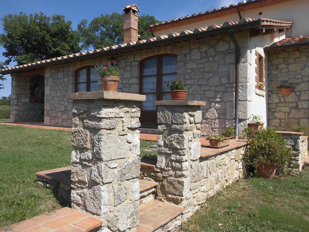 Agriturismo La Castellina Saturnia Buitenkant foto